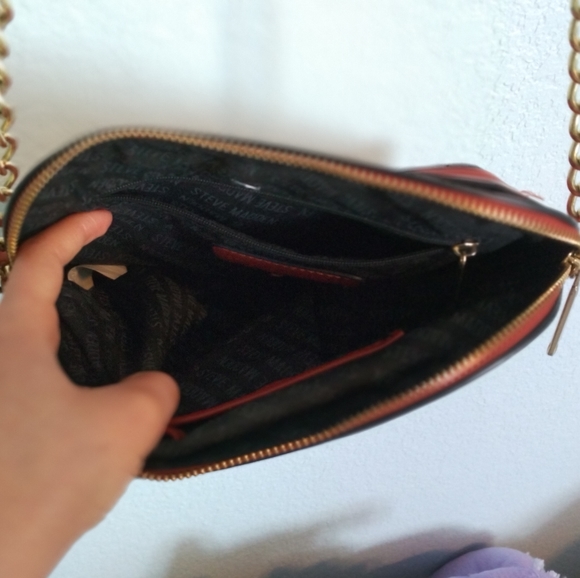 Steve Madden Faux Leather Crossbody Purse Bag Handbad with Gold Chain Strap - Picture 11 of 16